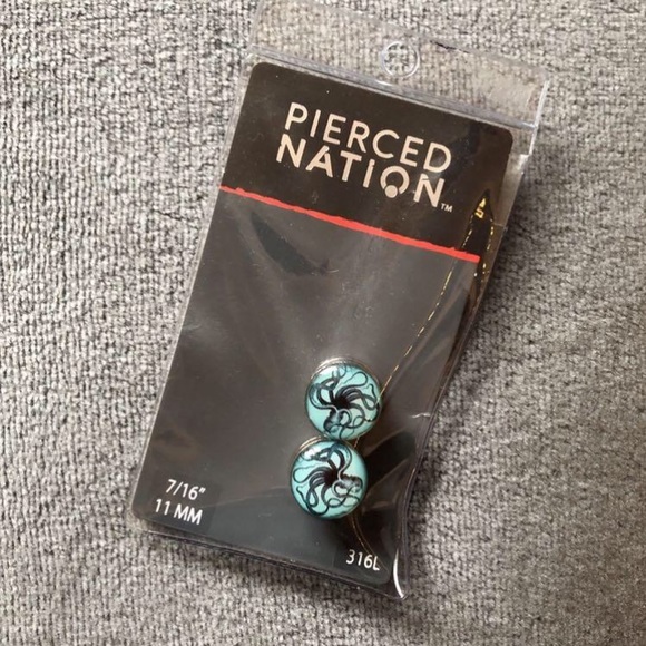 7/16” (11mm) Ear Gauge Spacer Bundle - Picture 4 of 7